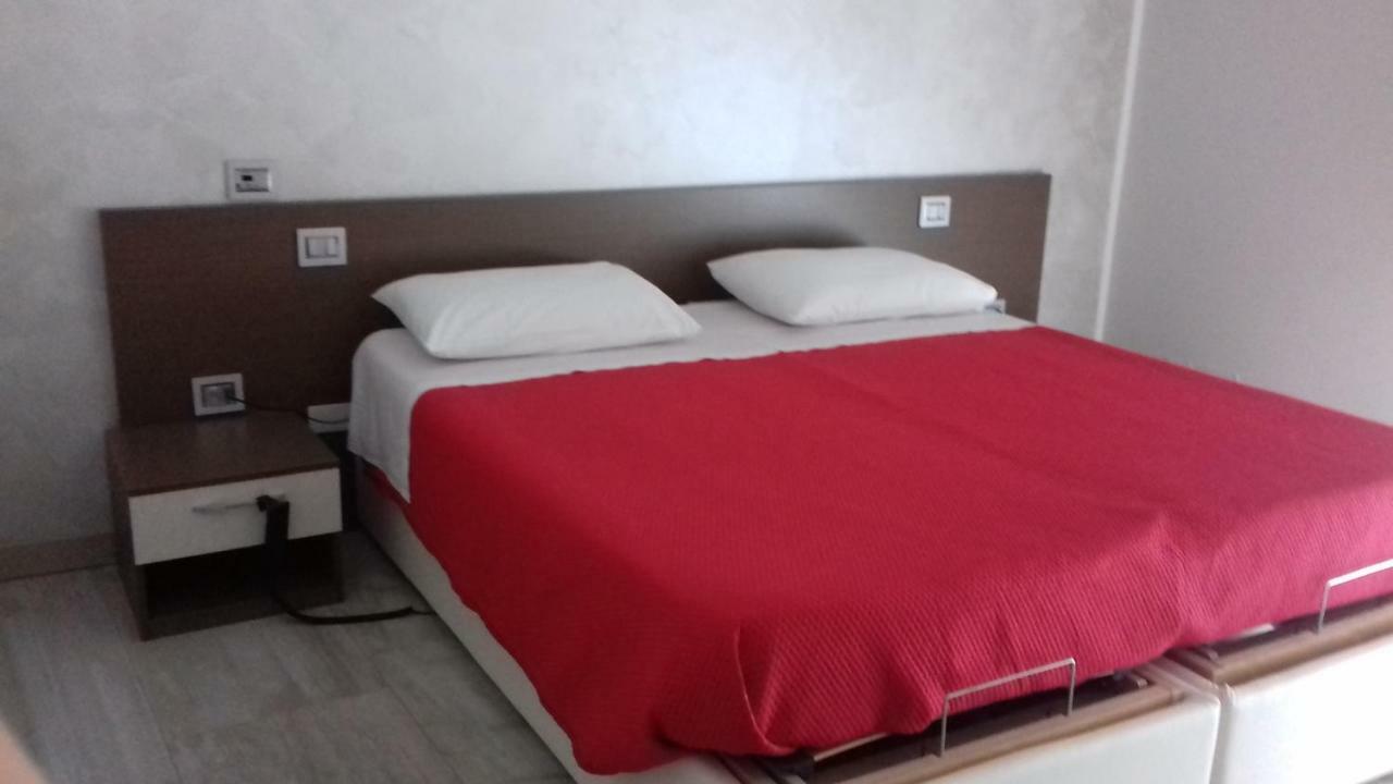 B&B Tre Passi Верона Екстер'єр фото